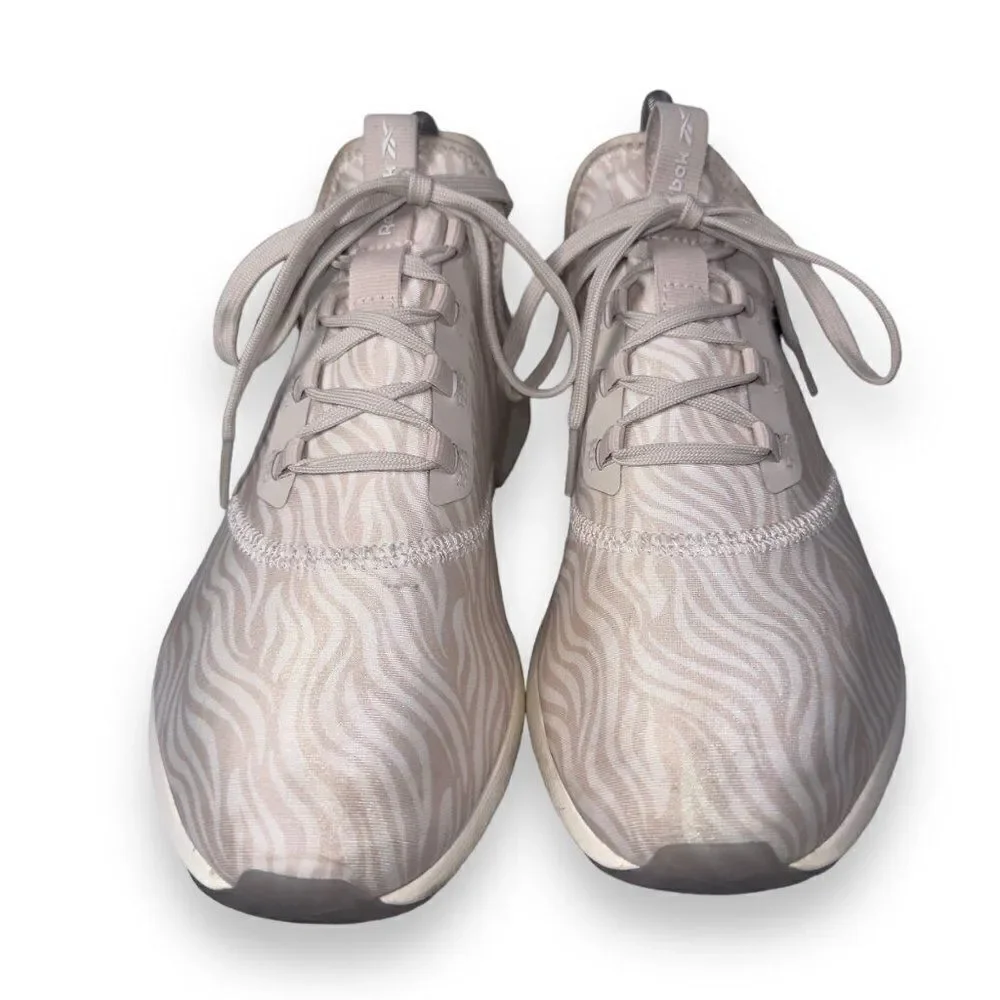 Reebok Daily Fit DMX Athletic‎ Performance Sneakers Beige GY3185 Women's 8.5